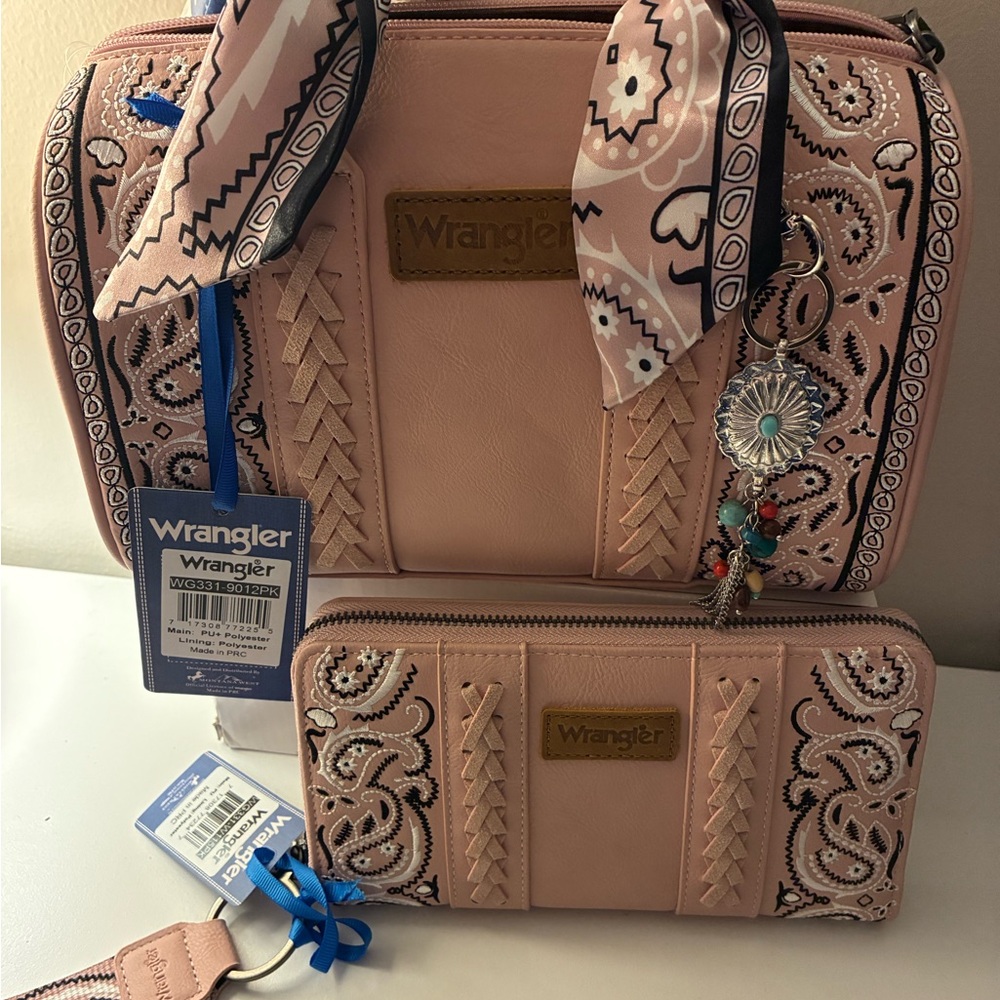 Wrangler Blush Women's Bag and Wallet Set